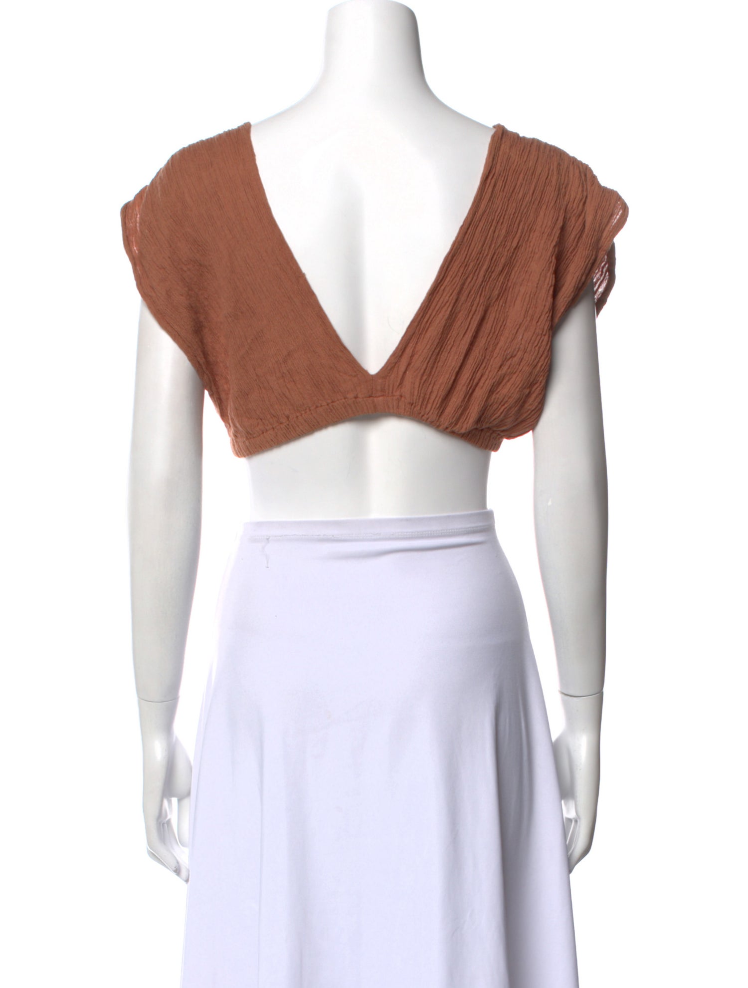 Savannah Morrow The Label V-Neck Short Sleeve Crop Top